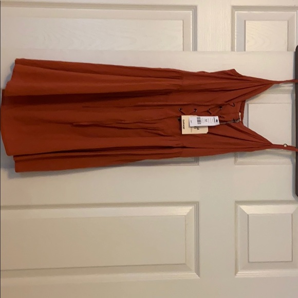 Cute summer/ spring dress! - Picture 1 of 3